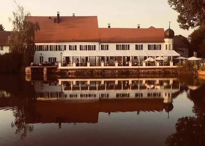 מלון Schloss Otting